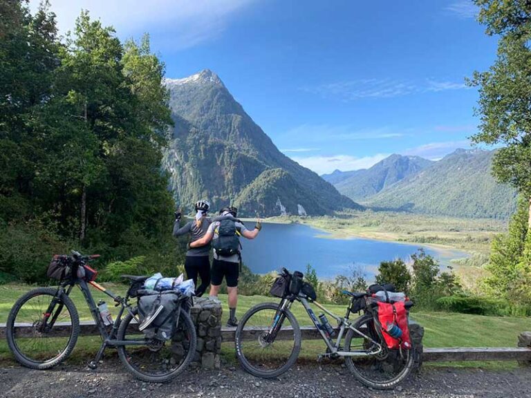 paisaje de montaña en Circuito Bariloche - Esquel x Carretera Austral Chilena