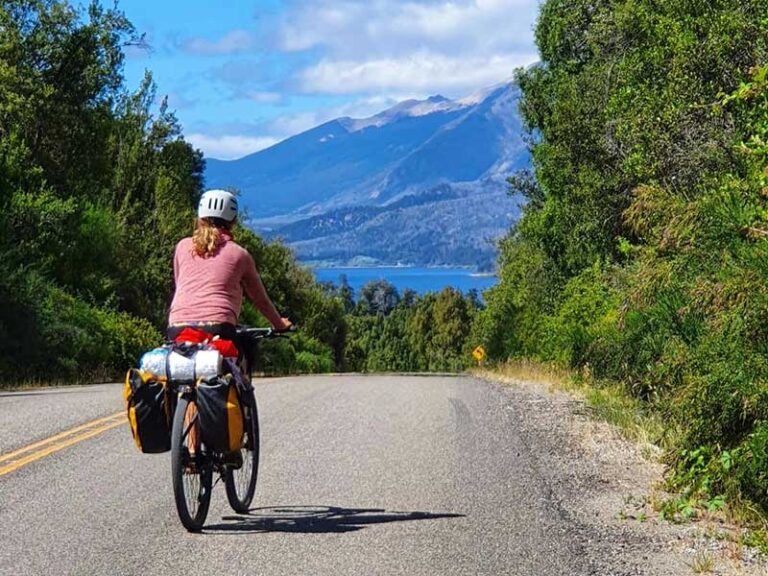 Bariloche a Esquel por Parque Nacional Los Alerces argentina