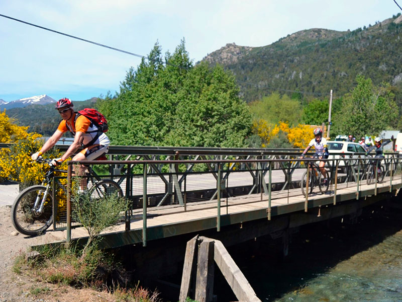 Mountain-Bike-Lago-Gutierrez-Puente-Lauke-Tours-scaled